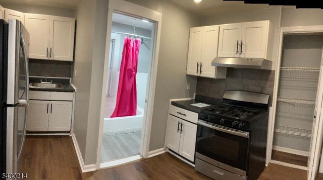 1041 Magnolia Ave, Elizabeth City, NJ 07201
