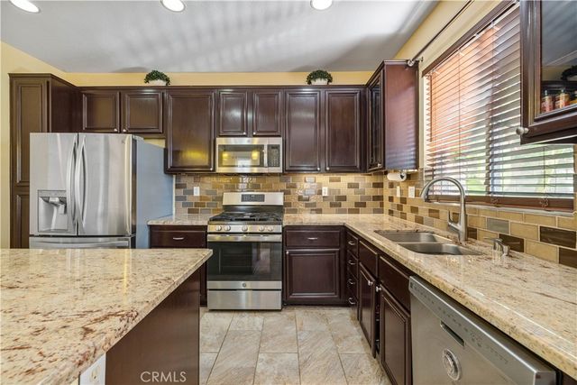 24112 Joshua, Valencia, CA 91354