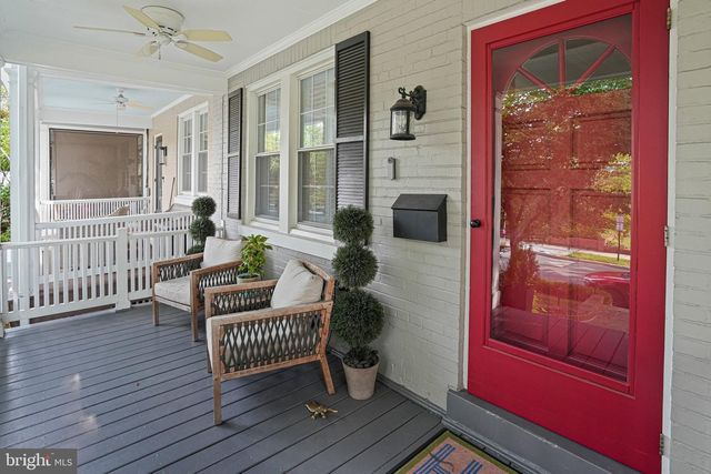 3815 BENTON ST NW, Washington, DC 20007
