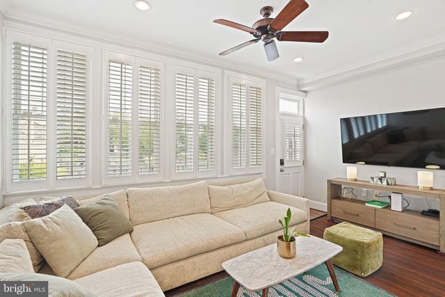 3815 BENTON ST NW, Washington, DC 20007