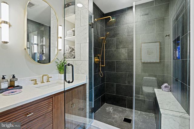 3815 BENTON ST NW, Washington, DC 20007