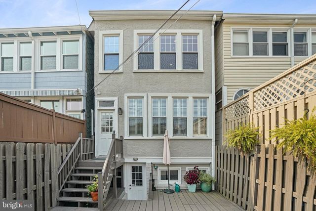 3815 BENTON ST NW, Washington, DC 20007