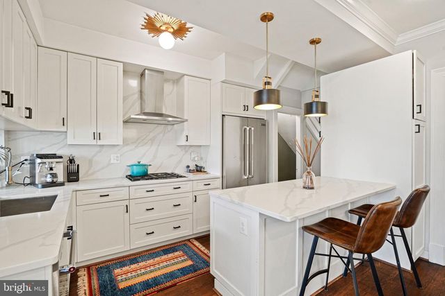 3815 BENTON ST NW, Washington, DC 20007