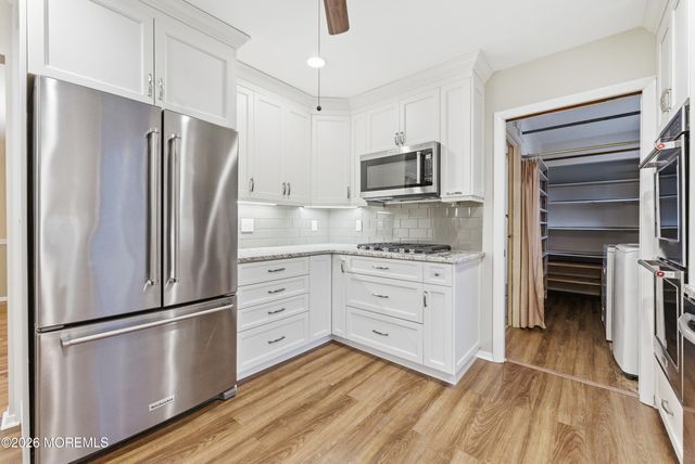 35 Pease Road, Manalapan, NJ 07726