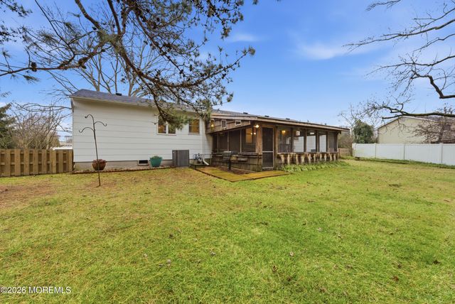 35 Pease Road, Manalapan, NJ 07726