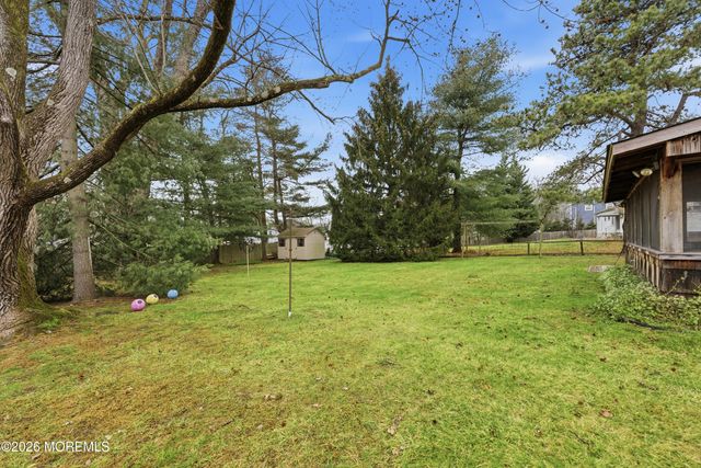 35 Pease Road, Manalapan, NJ 07726