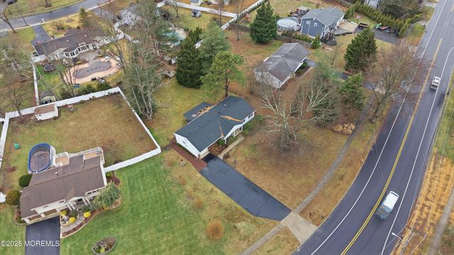 35 Pease Road, Manalapan, NJ 07726