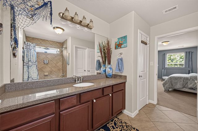 3830 Cypress Point Drive, Mont Belvieu, TX 77523