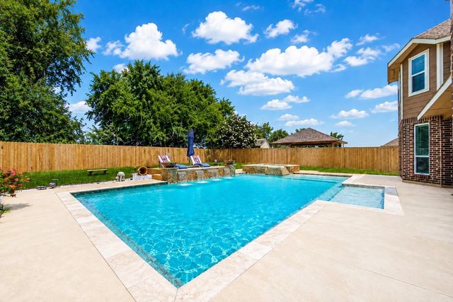 3830 Cypress Point Drive, Mont Belvieu, TX 77523