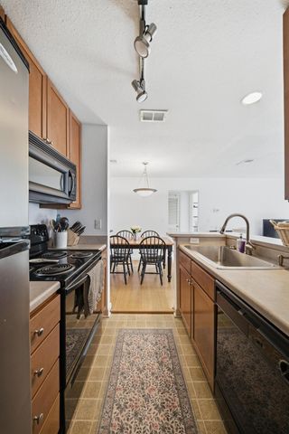 267 Alexandra Road Unit 12, Mount Pleasant, SC 29464