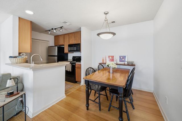 267 Alexandra Road Unit 12, Mount Pleasant, SC 29464