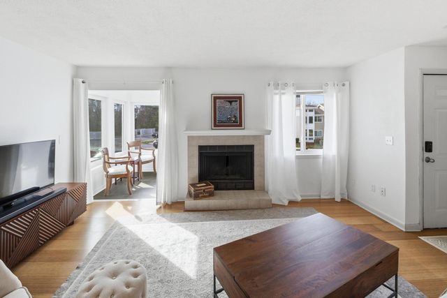 267 Alexandra Road Unit 12, Mount Pleasant, SC 29464