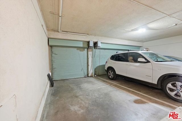 2702 11th Street 5, Santa Monica, CA 90405