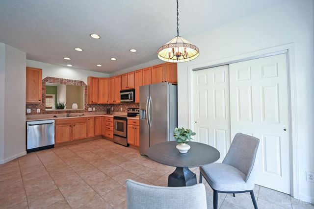363 Delaware Drive, Hamilton Twp, OH 45039