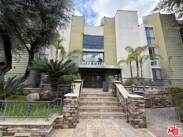 525 S Ardmore Avenue 206, Los Angeles, CA 90020