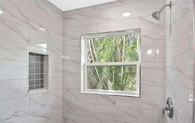 5457 9th AVE, Fort Myers, FL 33907