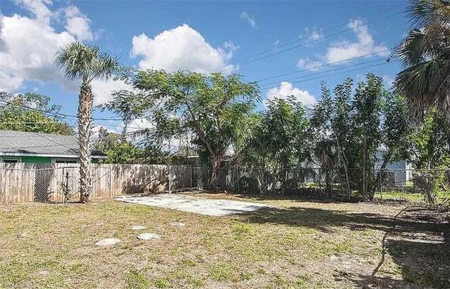 5457 9th AVE, Fort Myers, FL 33907