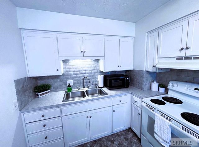 279 N 4100 E, Rigby, ID 83442