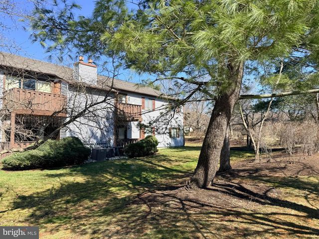1008 LINDSEY CT, Marlton, NJ 08053