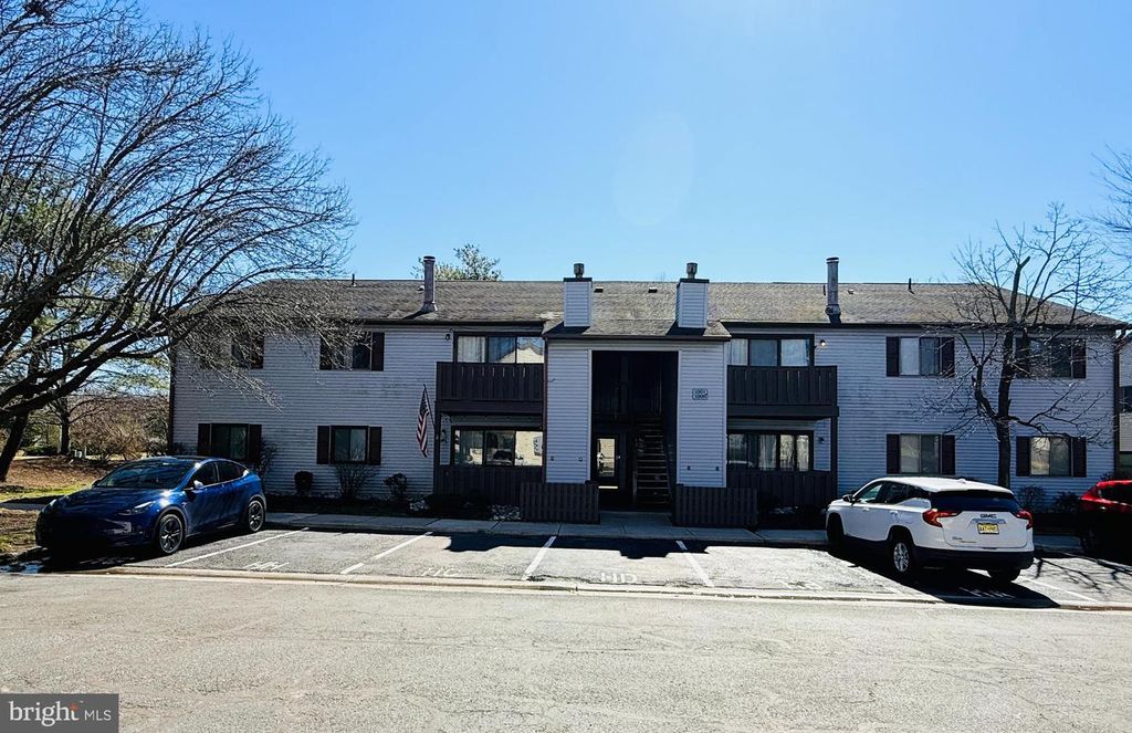 1008 LINDSEY CT, Marlton, NJ 08053