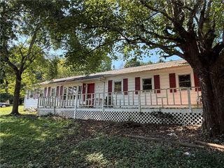 271 MeadowBrook Circle, Millers Creek, NC 28651