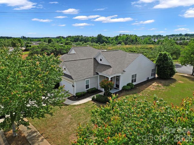 16353 Raven Crest Drive, Fort Mill, SC 29707