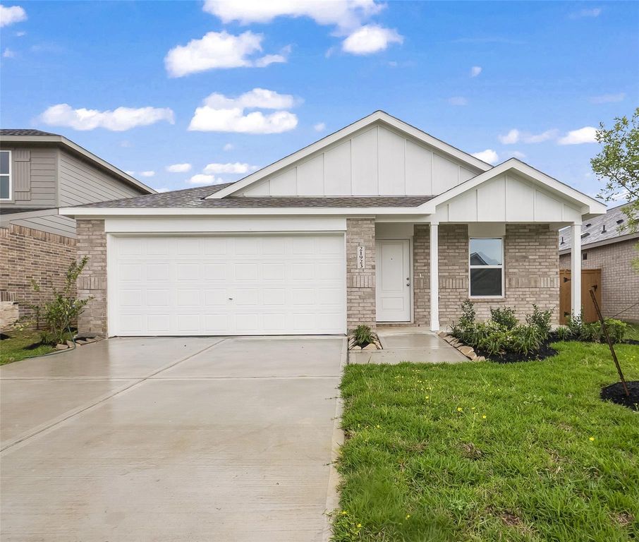 9327 Dazzling Tentacle Drive, Baytown, TX 77521