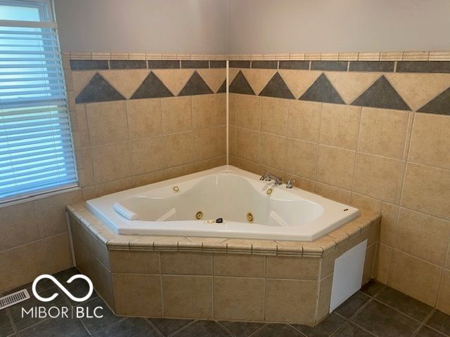 1701 S 9th Avenue, Beech Grove, IN 46107