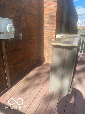 1701 S 9th Avenue, Beech Grove, IN 46107