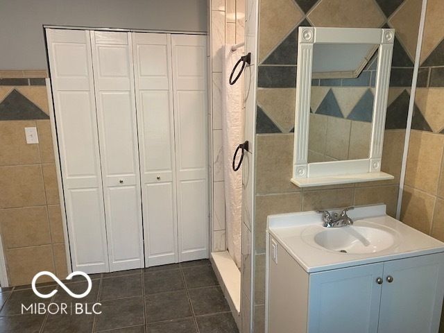 1701 S 9th Avenue, Beech Grove, IN 46107