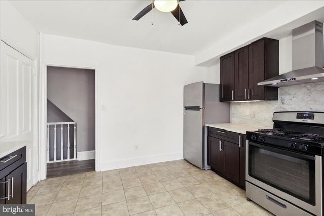 731 W LAFAYETTE ST, Norristown, PA 19401