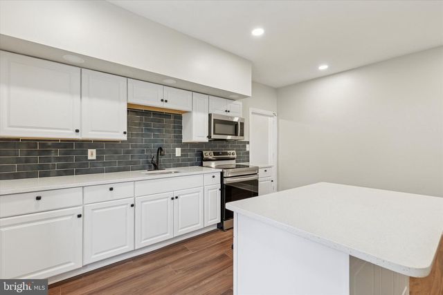 731 W LAFAYETTE ST, Norristown, PA 19401