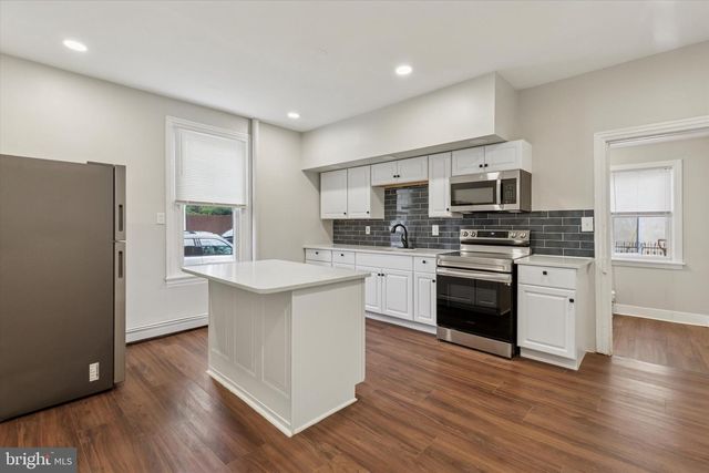 731 W LAFAYETTE ST, Norristown, PA 19401