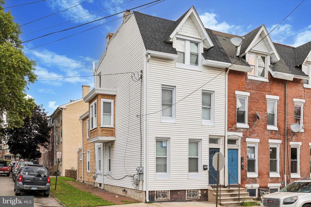 731 W LAFAYETTE ST, Norristown, PA 19401