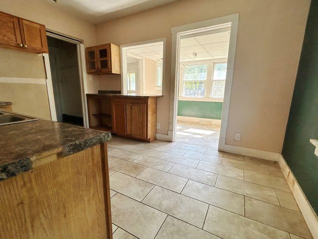 2023 SE 6th Street, Des Moines, IA 50315