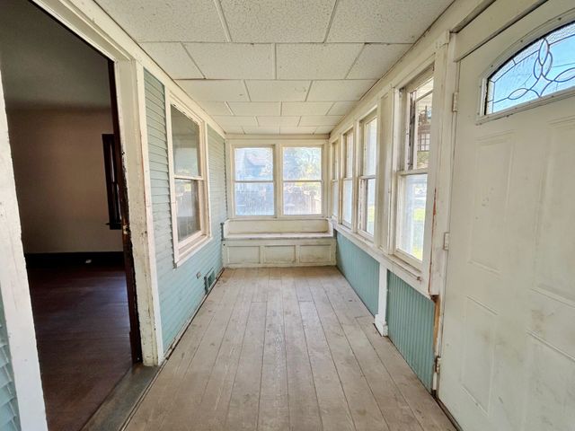 2023 SE 6th Street, Des Moines, IA 50315