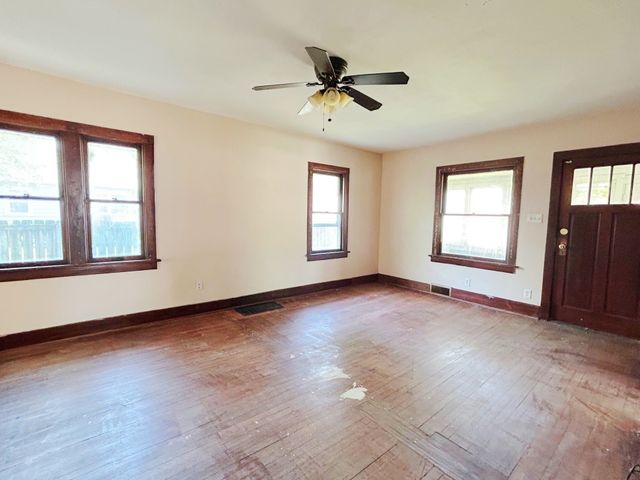 2023 SE 6th Street, Des Moines, IA 50315