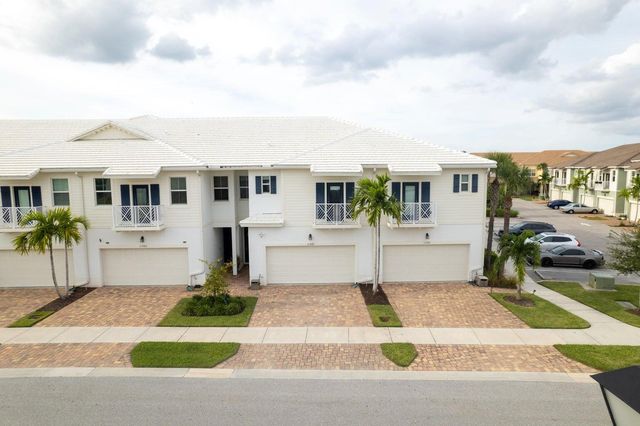 11985 Park Central, Royal Palm Beach, FL 33411