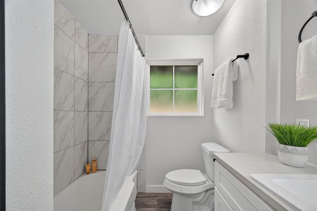 209 Leago Street, Houston, TX 77022