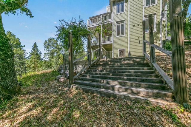 6060 Keeble Ln, Camino, CA 95709