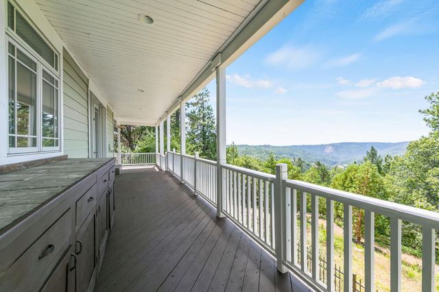 6060 Keeble Ln, Camino, CA 95709