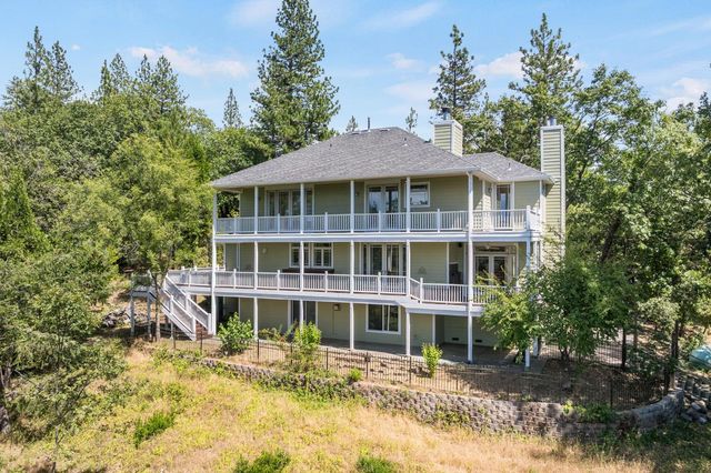 6060 Keeble Ln, Camino, CA 95709