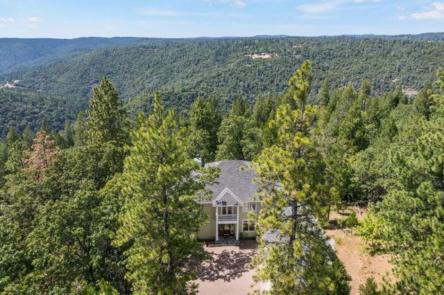 6060 Keeble Ln, Camino, CA 95709