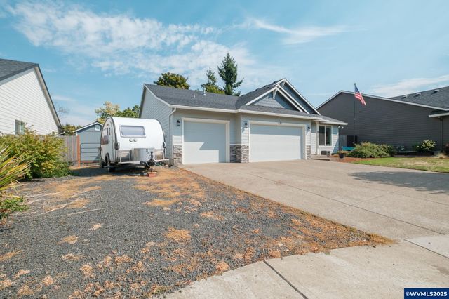 621 Clover Ct, Aumsville, OR 97325