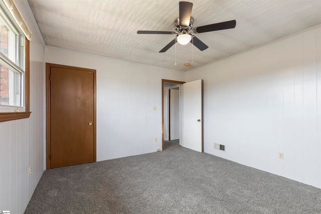 5185 Bible Church Road, Boiling Springs, SC 29316