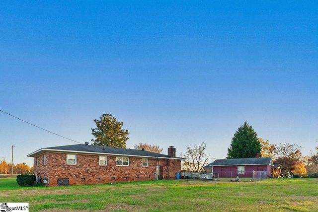 5185 Bible Church Road, Boiling Springs, SC 29316