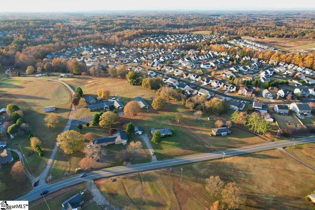 5185 Bible Church Road, Boiling Springs, SC 29316