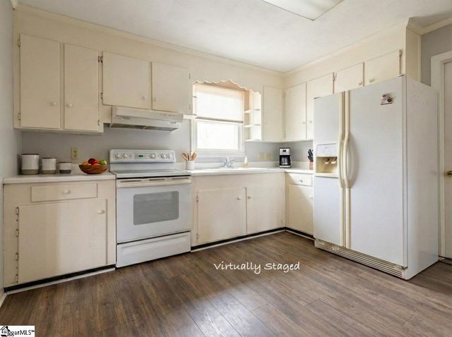 5185 Bible Church Road, Boiling Springs, SC 29316