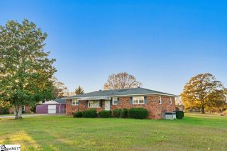 5185 Bible Church Road, Boiling Springs, SC 29316