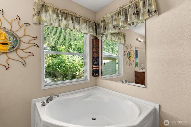 22010 Summers Road SW, Centralia, WA 98531